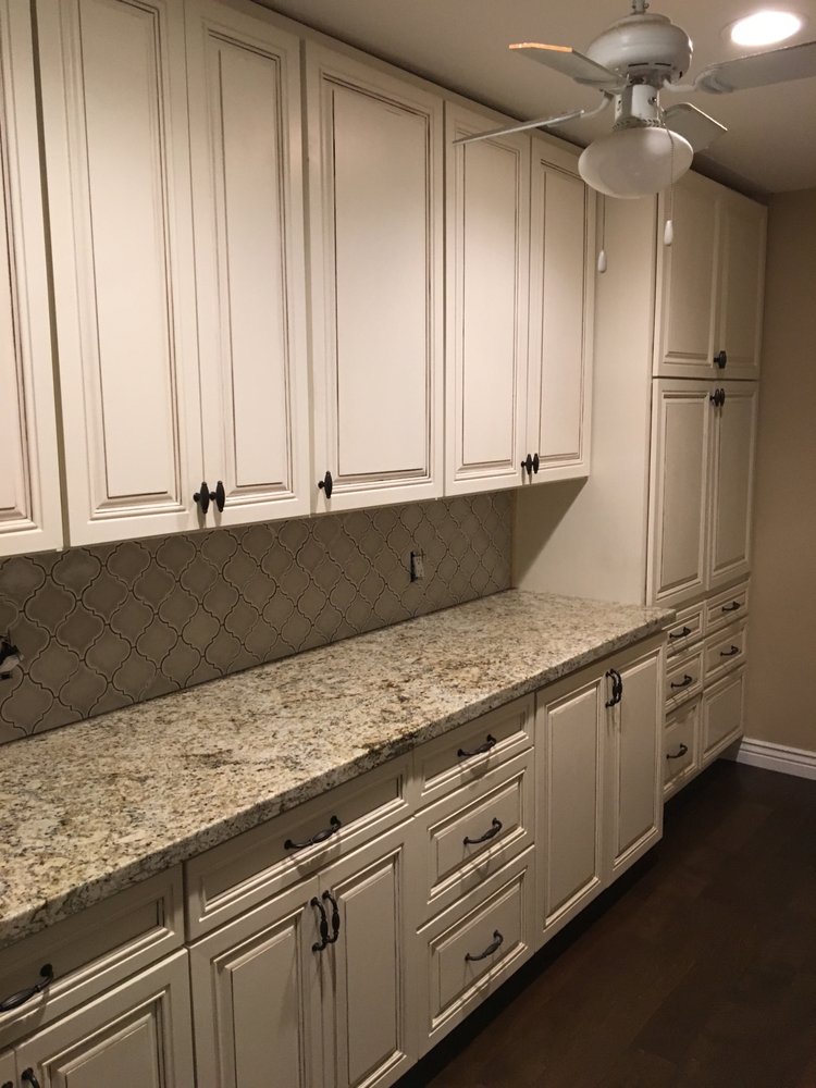 Custom kitchen cabinets with granite and oil rubbed bronze — Kitchen Remodeling by Urban Element, Inc. in the East Valley of Arizona